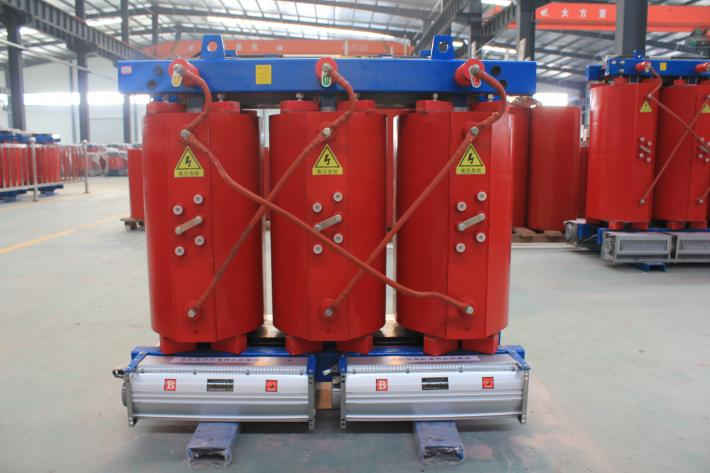 一般北京創(chuàng)聯(lián)匯通電氣全鋁的干式變壓器800kva價格是33900元，全銅的800kva干式變壓器價格是65000元。